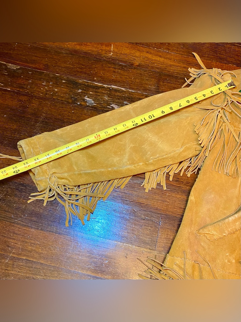 TRUE VINTAGE 1950/1960s STUNNING Artisan Hand Beaded Fringe Buckskin Jacket - Picture 17 of 17